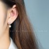 Khuyên tai bạc sao ngọc trai